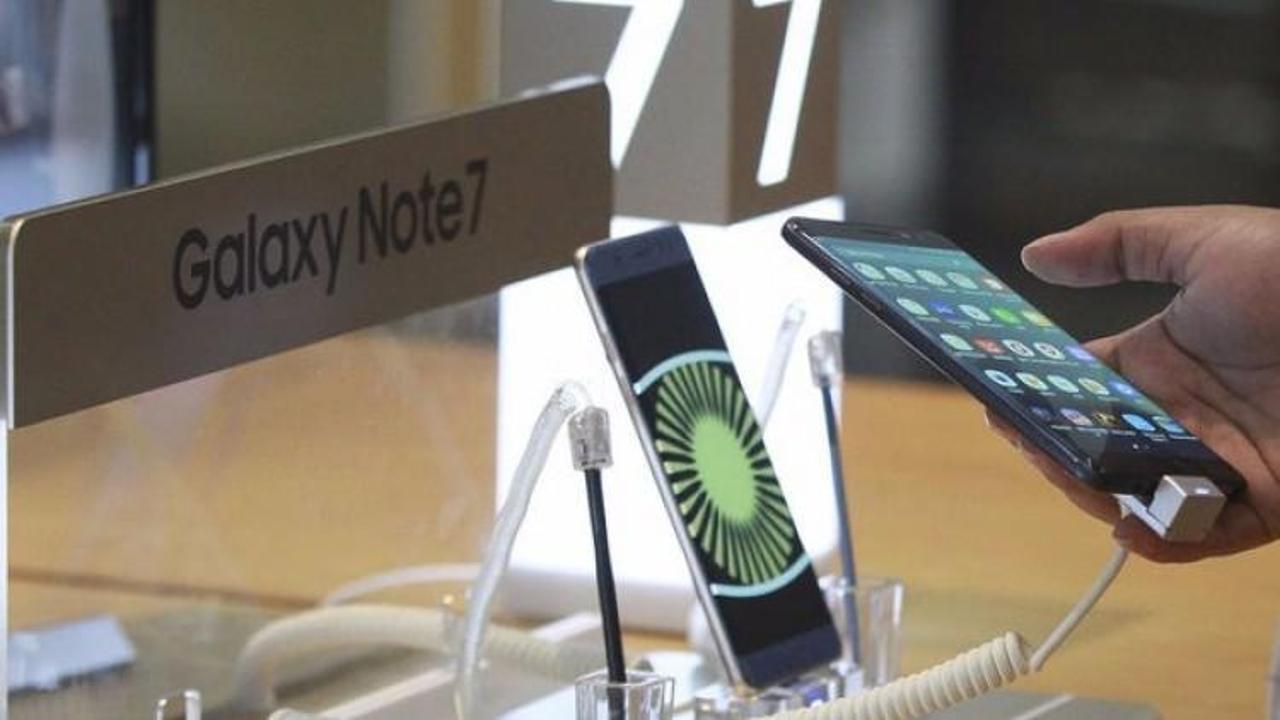 Samsung Galaxy Note 7'nin üretimini durdurdu