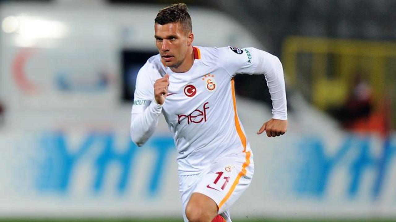 Podolski'den olay paylaşım!