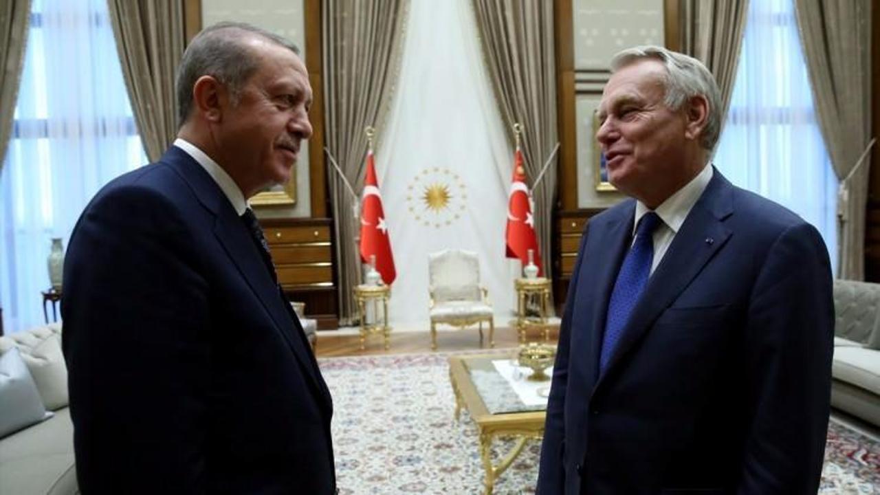 Cumhurbaşkanı Erdoğan Ayrault'u kabul etti