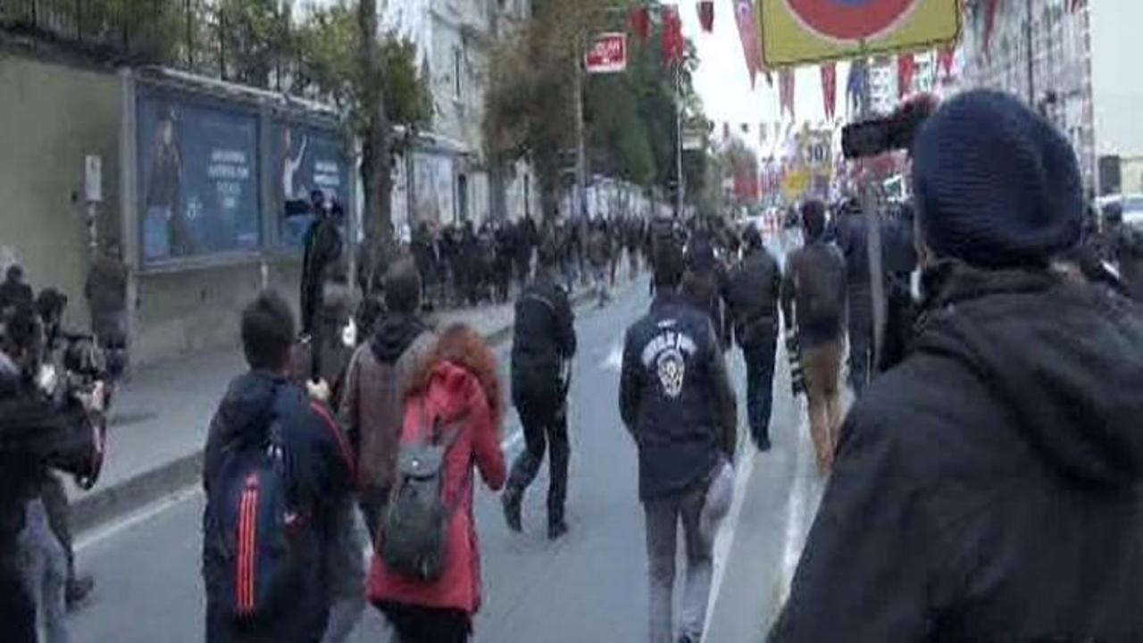 Şişli'de HDP'li gruba polis m&uuml;dahalesi
