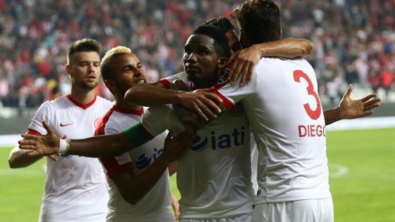 Eto'o atıyor Antalya kazanıyor