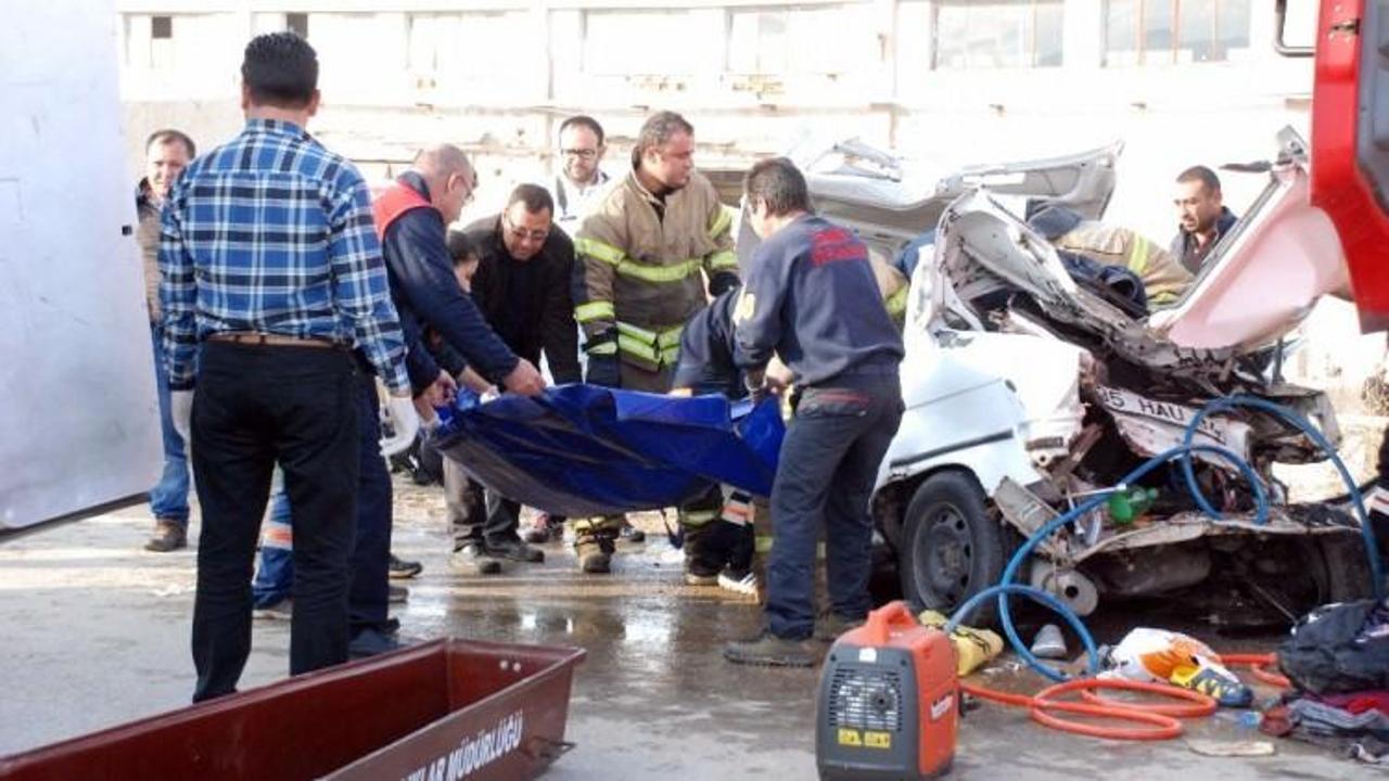 İzmir’de korkunç kaza: 4 ölü