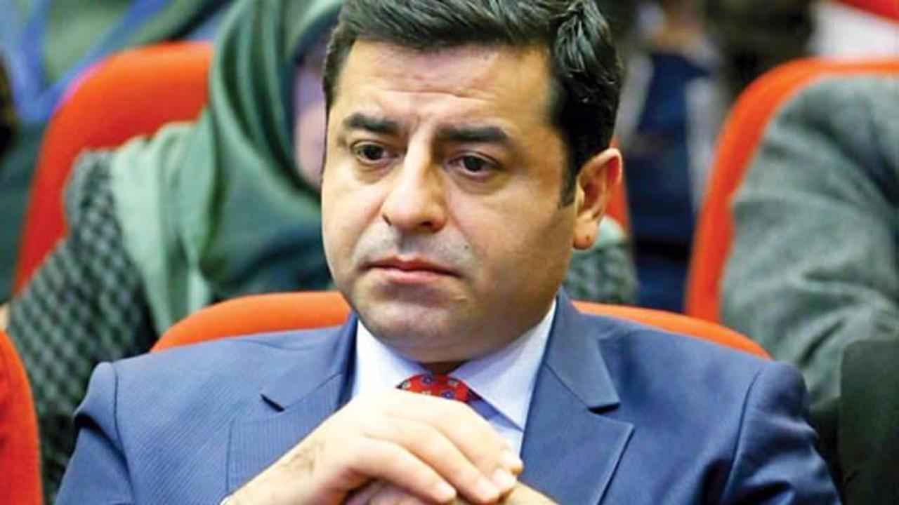 Selahattin Demirtaş neden g&ouml;zaltına alındı? T&uuml;m su&ccedil;ları