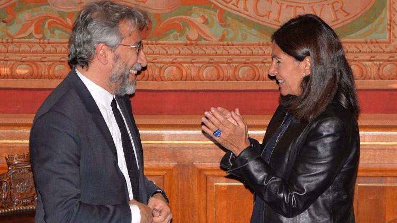 Bu kez de Paris, Dündar'ı ödüllendirdi