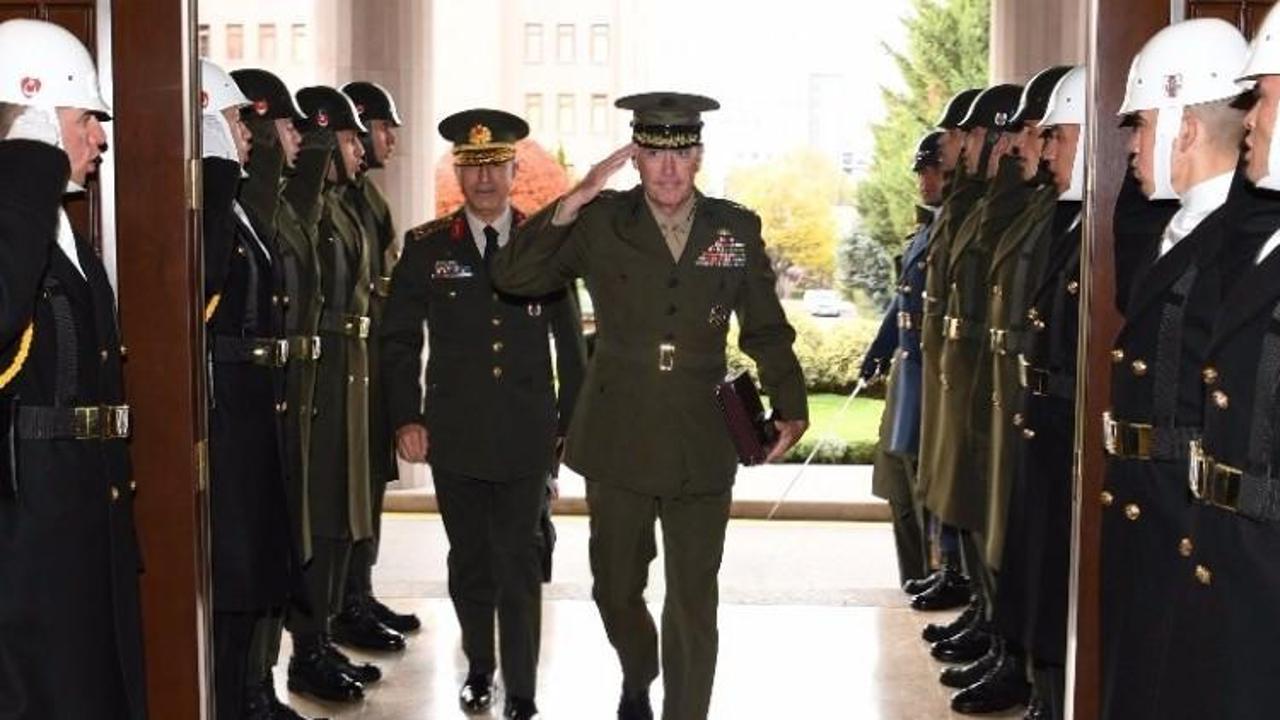 ABD'li komutandan 3 mesaj!