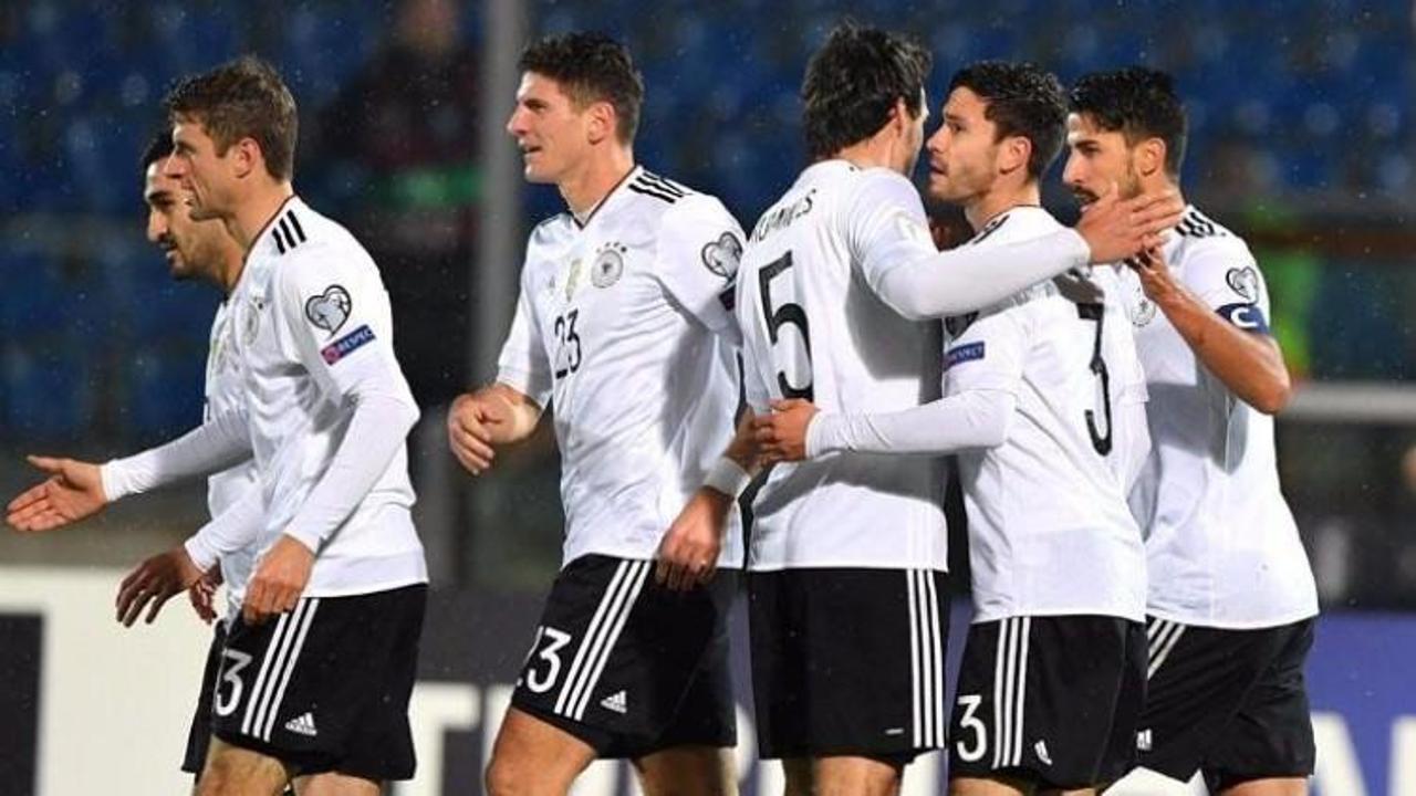 Almanya, San Marino'ya gol oldu yağdı!