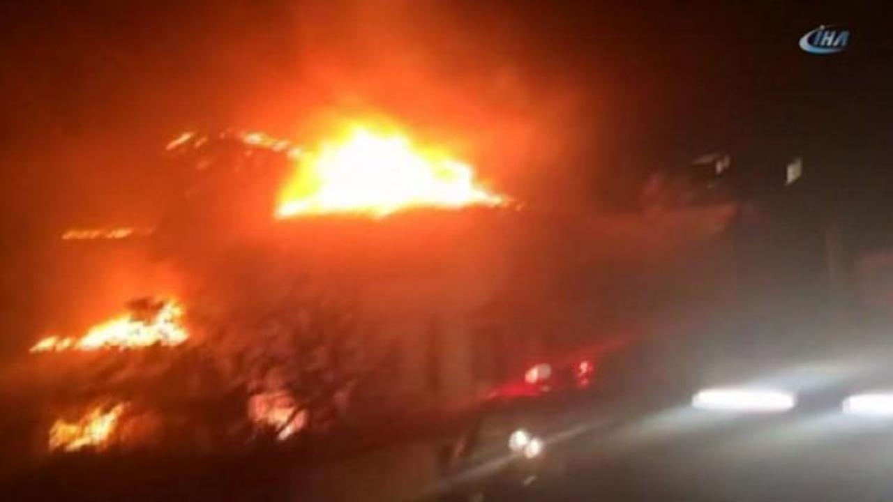 İstanbul'da korkutan yangın!