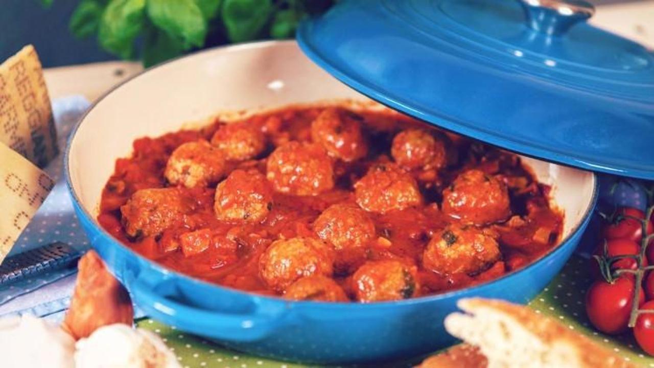Marinara soslu k&ouml;fte tarifi