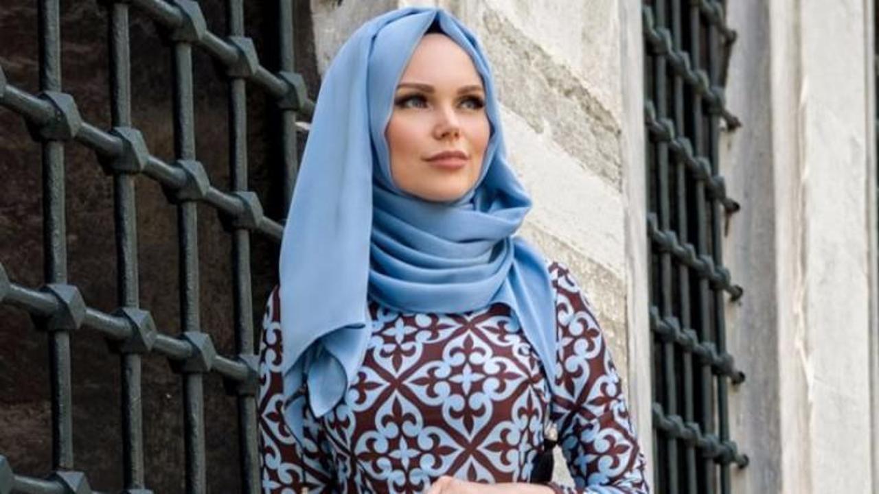 Muhafazak&acirc;r giyim modasında 90&rsquo;lar