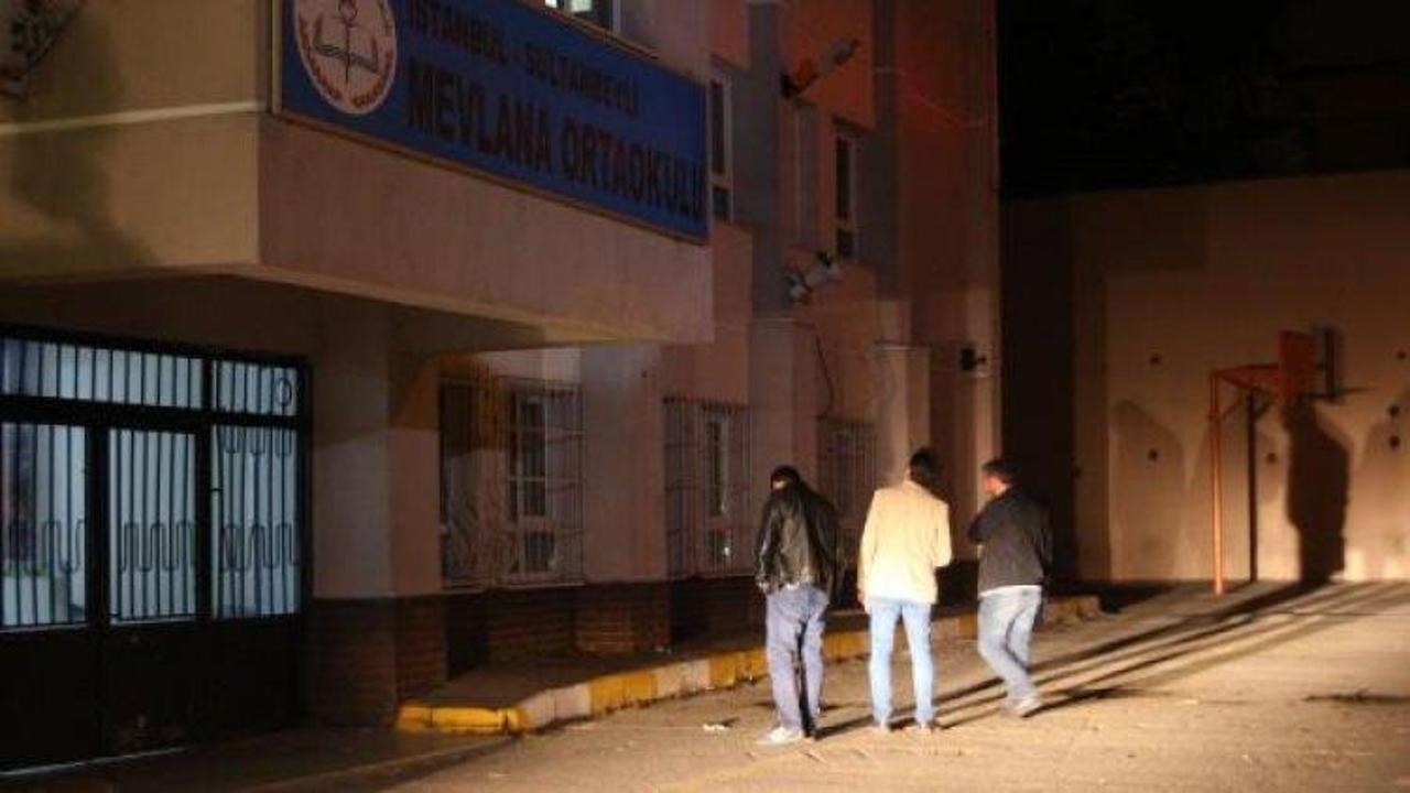 Sultanbeyli'nde okula molotoflu saldırı