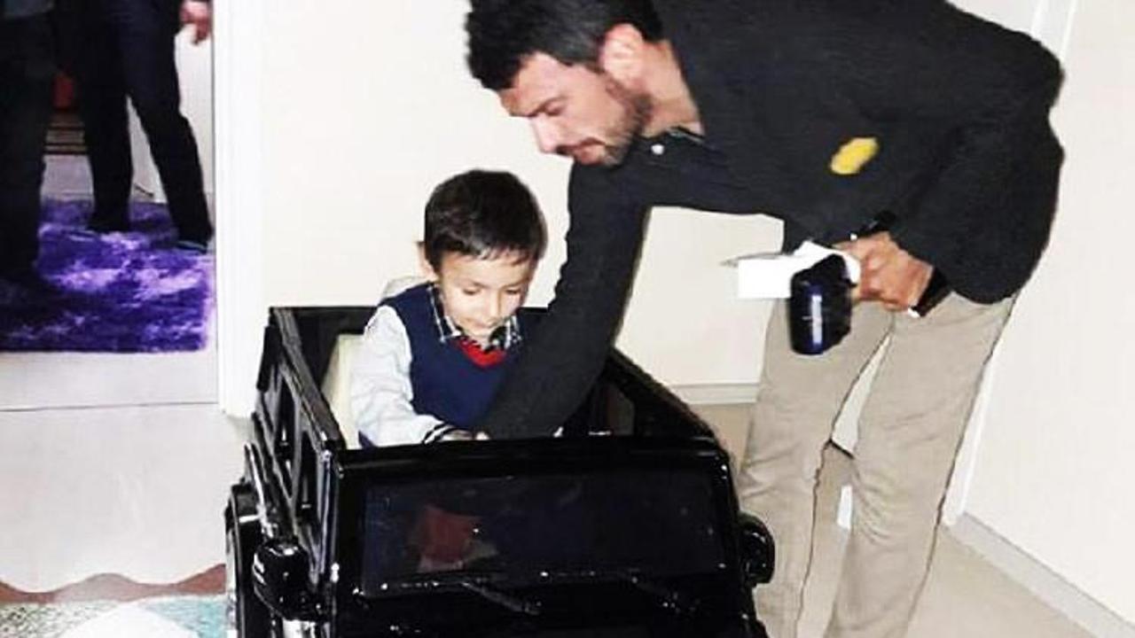 Sofuoğlu, şehit kaymakamın oğlunu unutmadı