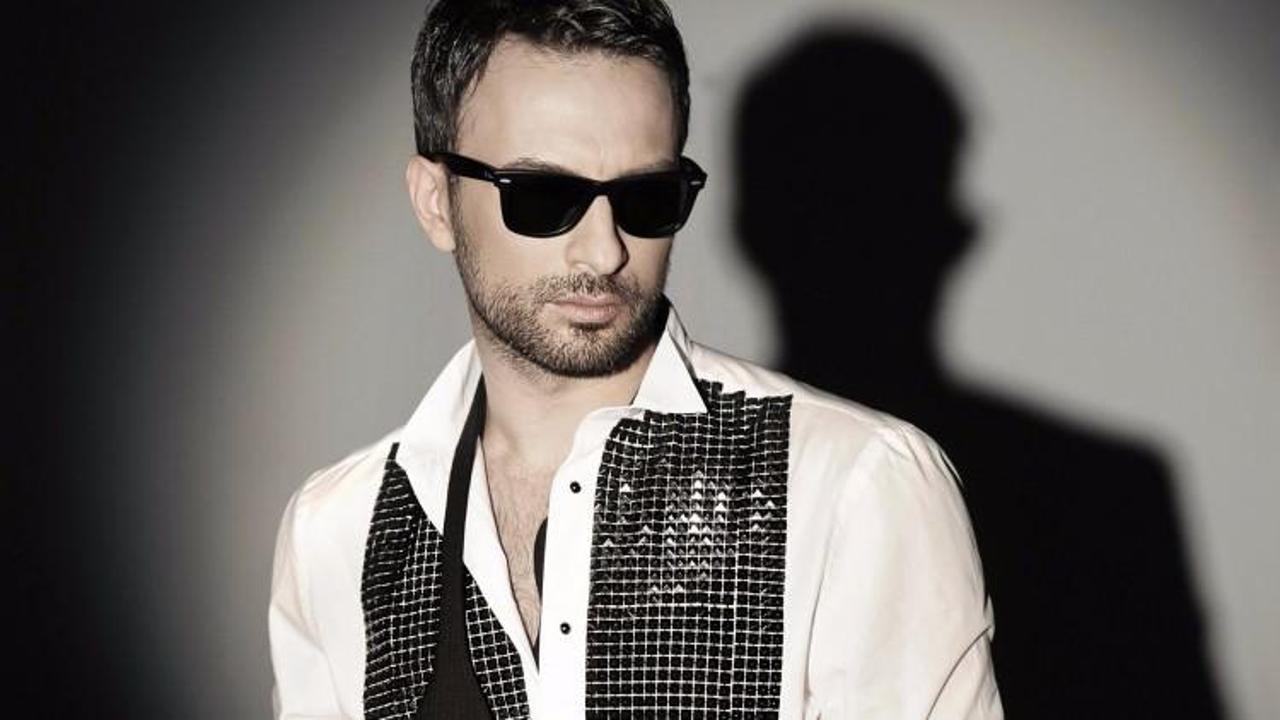 Tarkan: "Murat Boz'a k&uuml;s değilim"