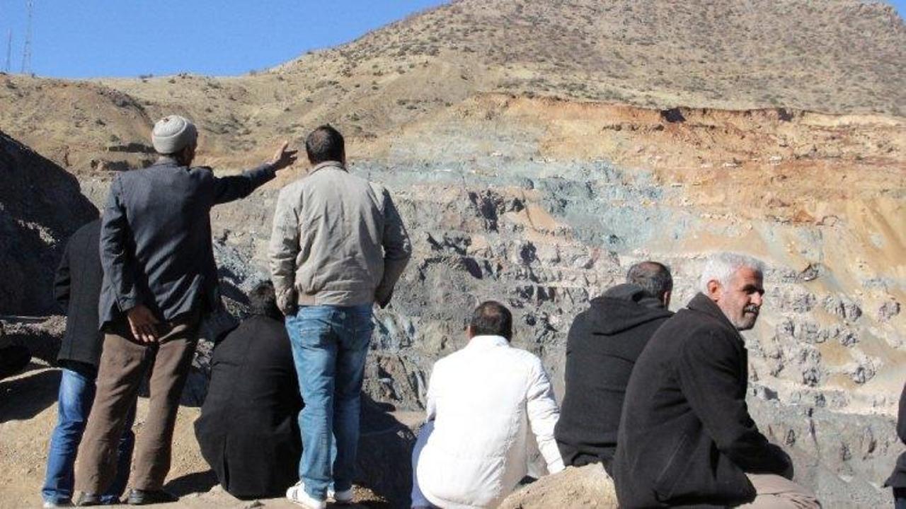 Siirt'te acı bekleyiş s&uuml;r&uuml;yor