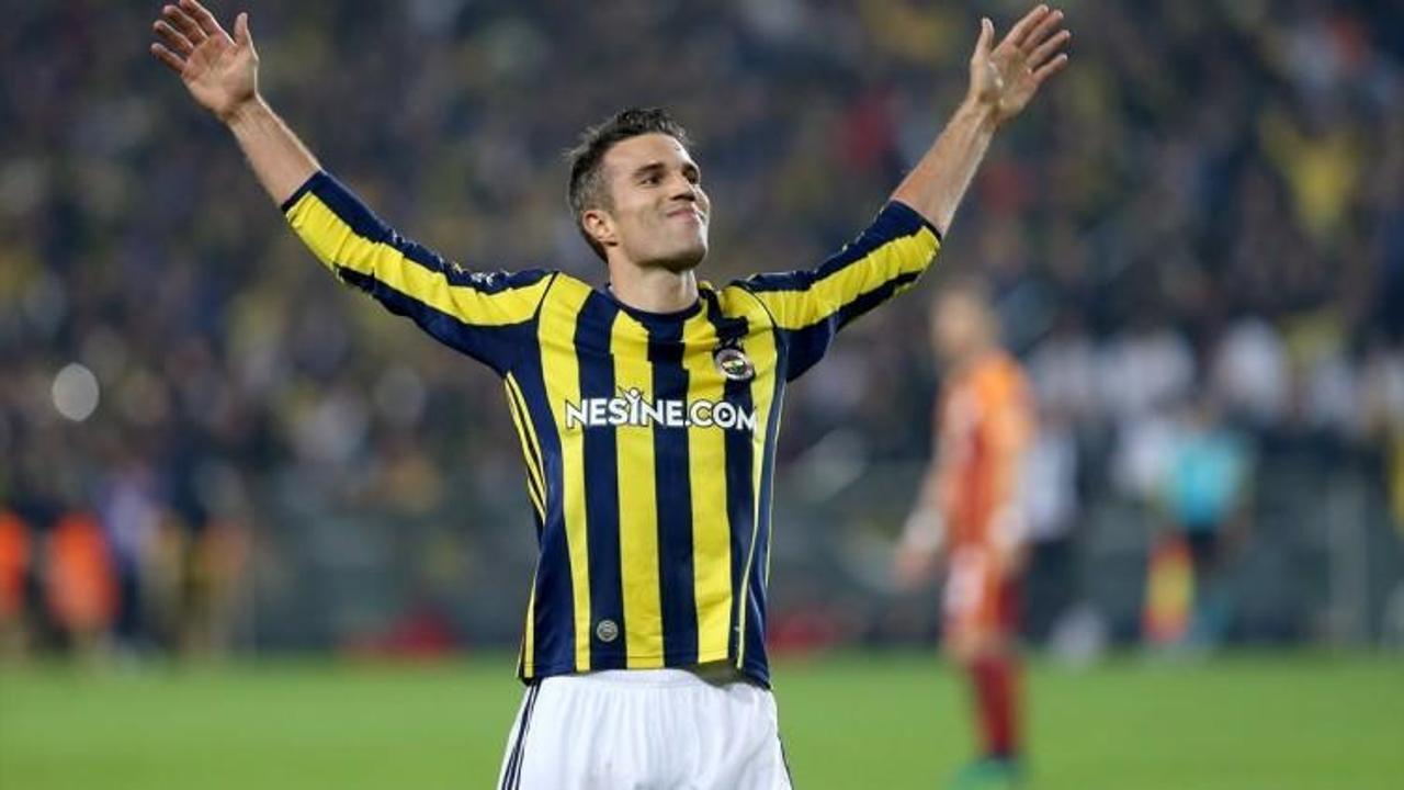 Van Persie atınca Fenerbahçe kazanıyor