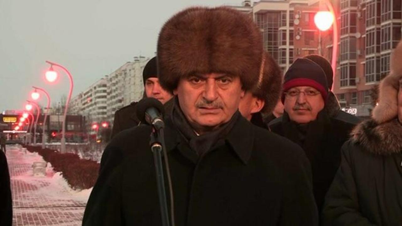 Kazan’da anıt açılışına katıldı