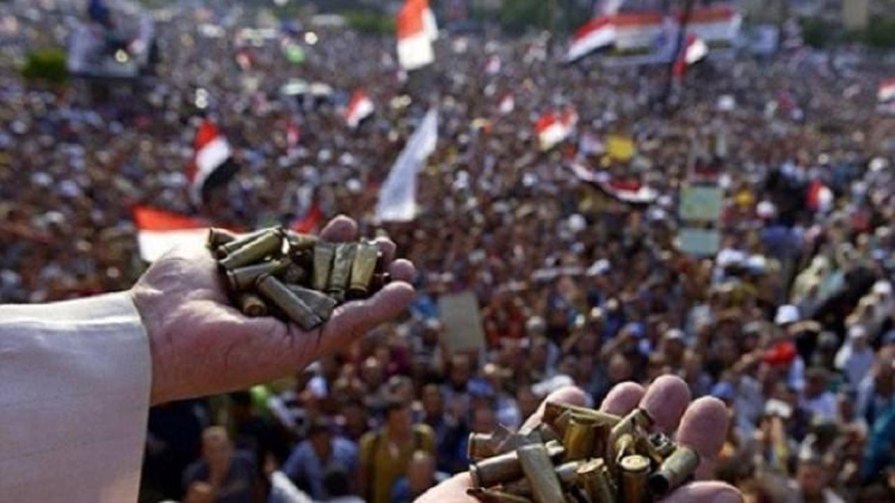 Mısır'da 112 darbe karşıtına hapis cezası