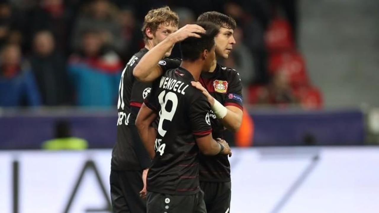 Hakan'lı Leverkusen lideri farklı geçti!