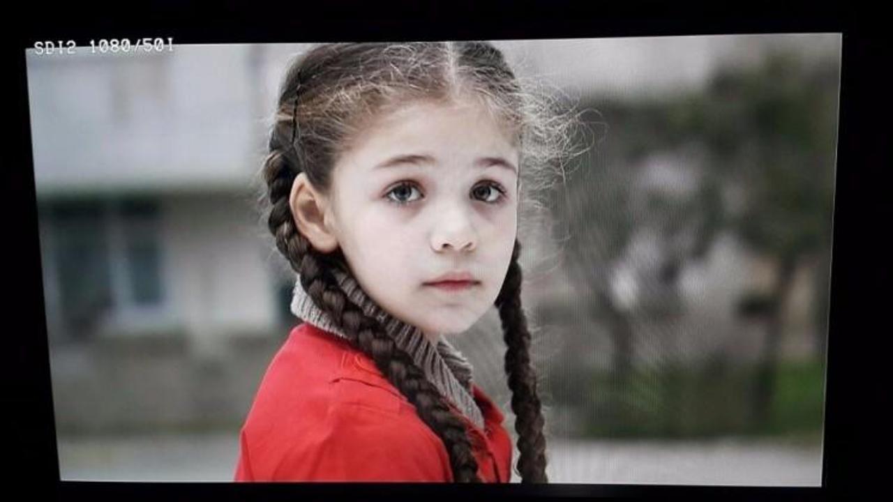 Ekranlarda b&uuml;y&uuml;yen minik yıldız