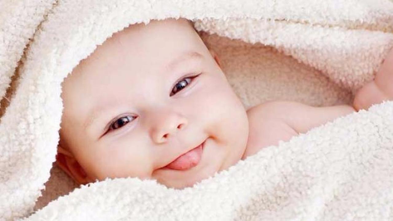 Yenidoğanın cildindeki mumsu tabaka kaldırılmamalı