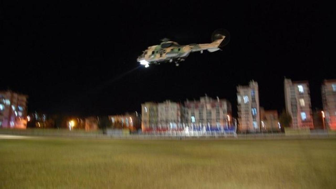 Mahsur kalan hastalar helikopterle kurtarıldı