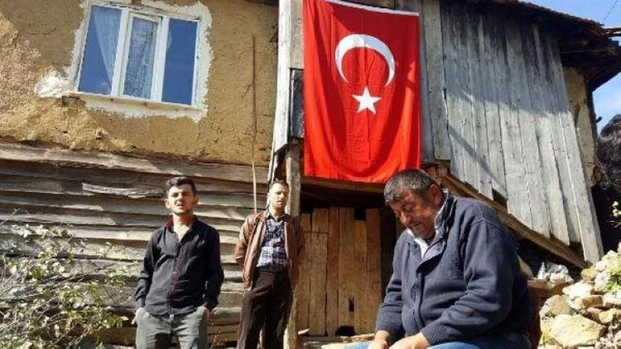 Şehit Erkan &Ouml;zdemir'in ailesine ev alındı