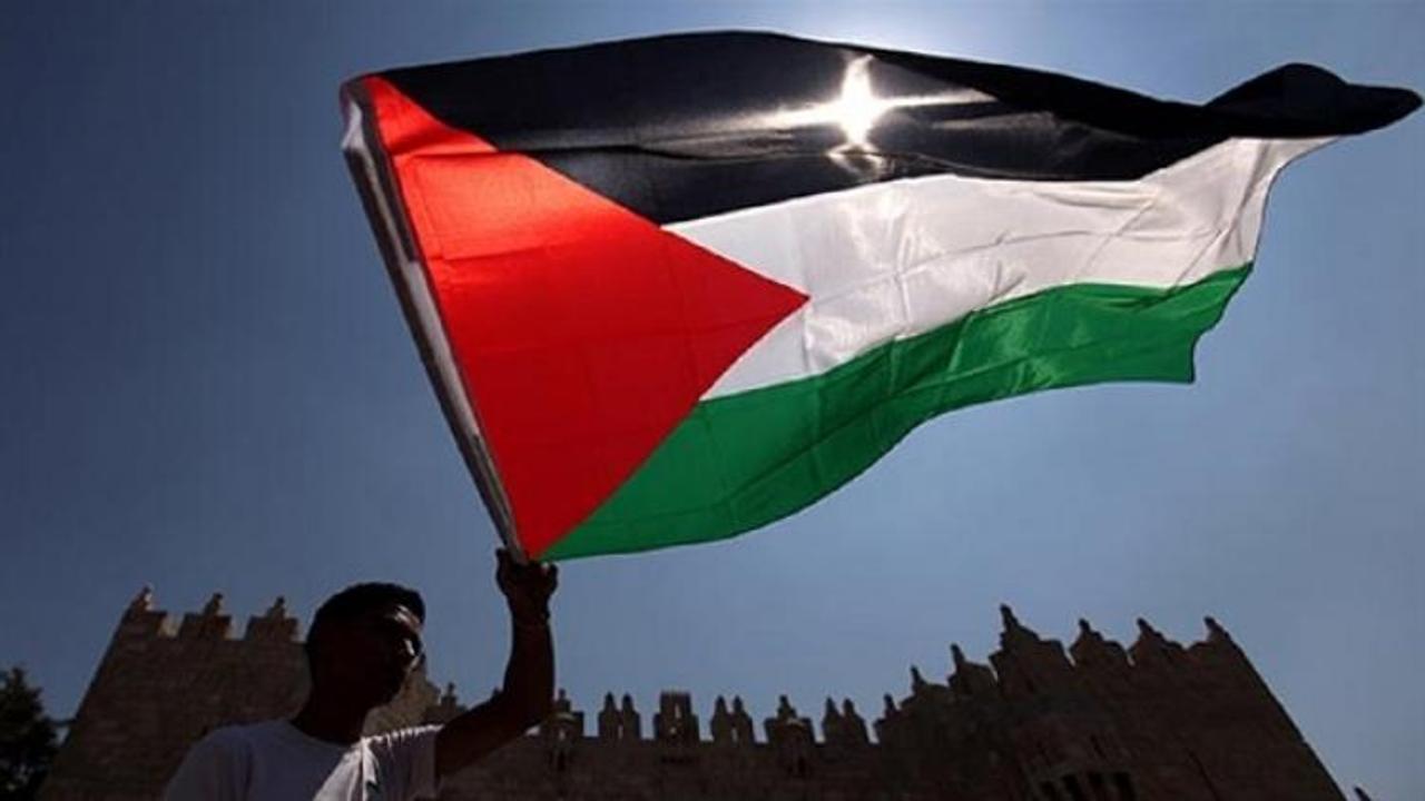 İsrail hapishanelerindeki Filistinlilere destek!