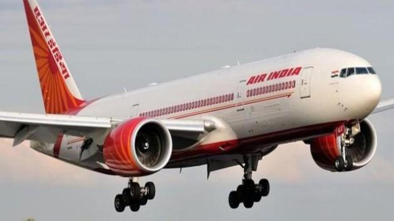 Air India uçağında 'fare' paniği