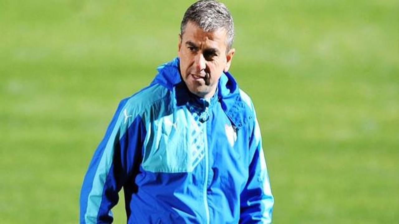 Hamzaoğlu iki yabancının biletini kesti!