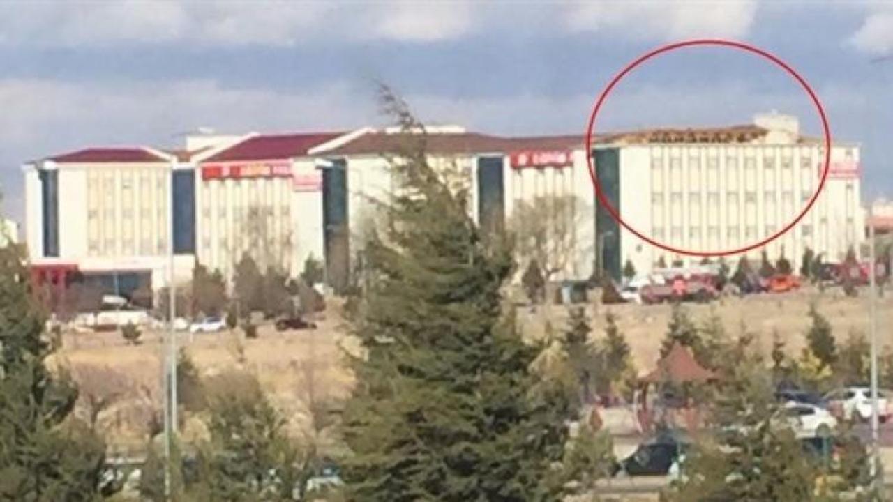 Erciyes Üniversitesi'nin çatısı uçtu:Yaralılar var