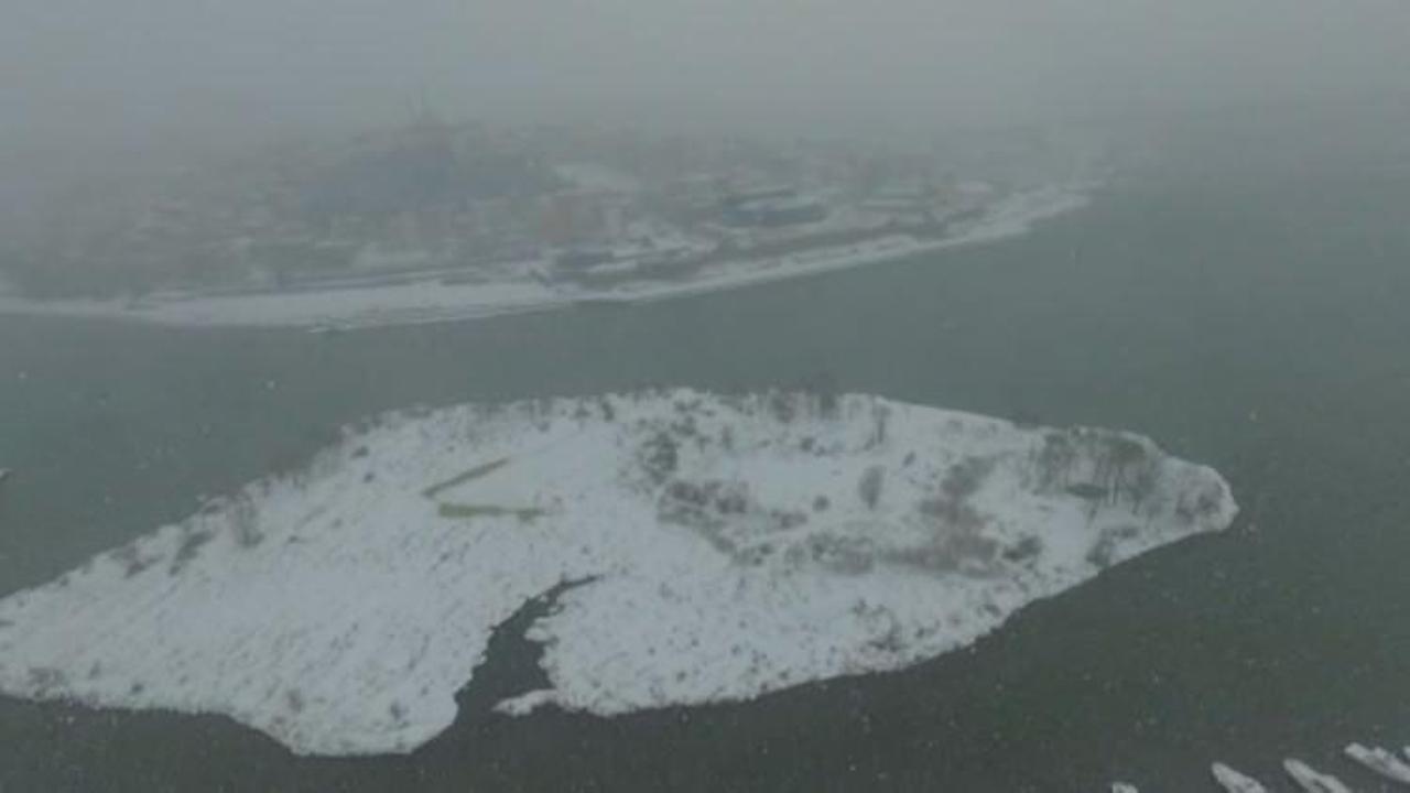 İstanbul beyaza büründü! İşte havadan görüntüsü