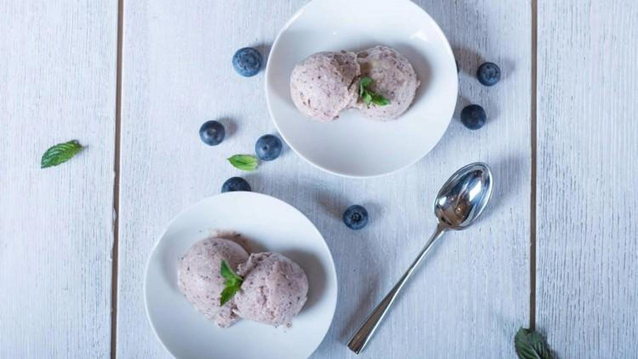 Yaban mersinli dondurma tarifi