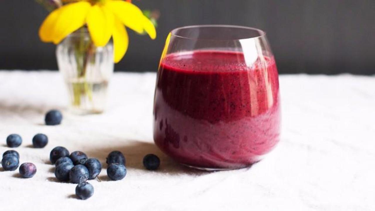 Pancarlı ve Yaban Mersinli smoothie tarifi