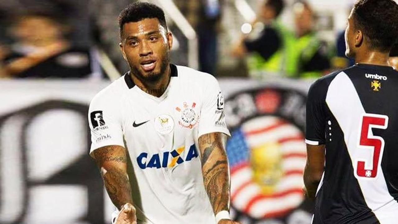 Colin Kazım Corinthians kariyerine golle başladı