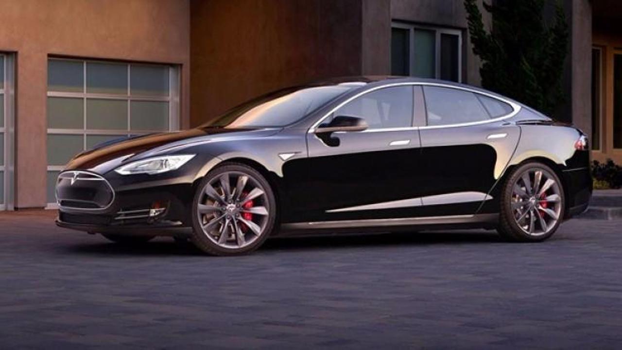 Tesla Motors'tan menzil rekoru