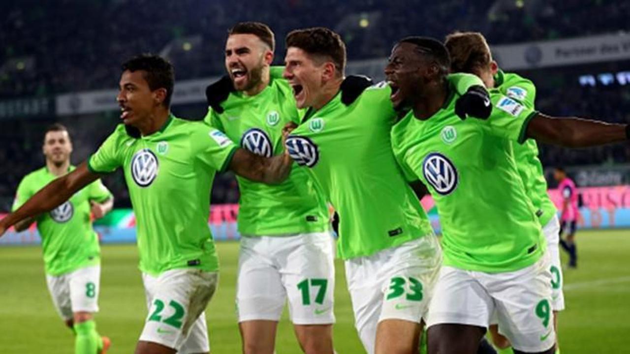Wolfsburg Gomez'e duacı