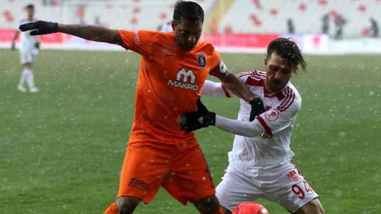 Başakşehir ve Sivas el ele turladı