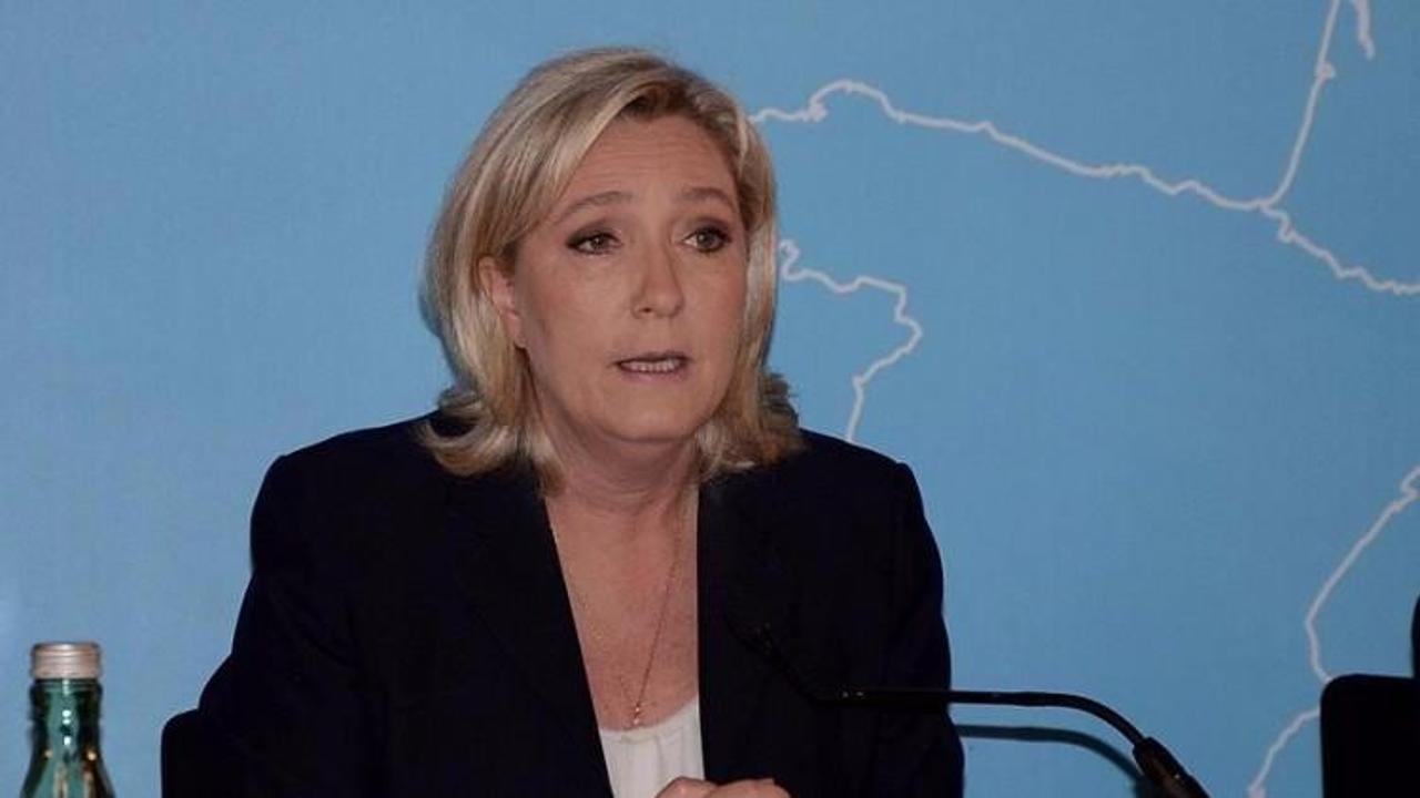 Fransa'da Le Pen'den ulusal para çıkışı!