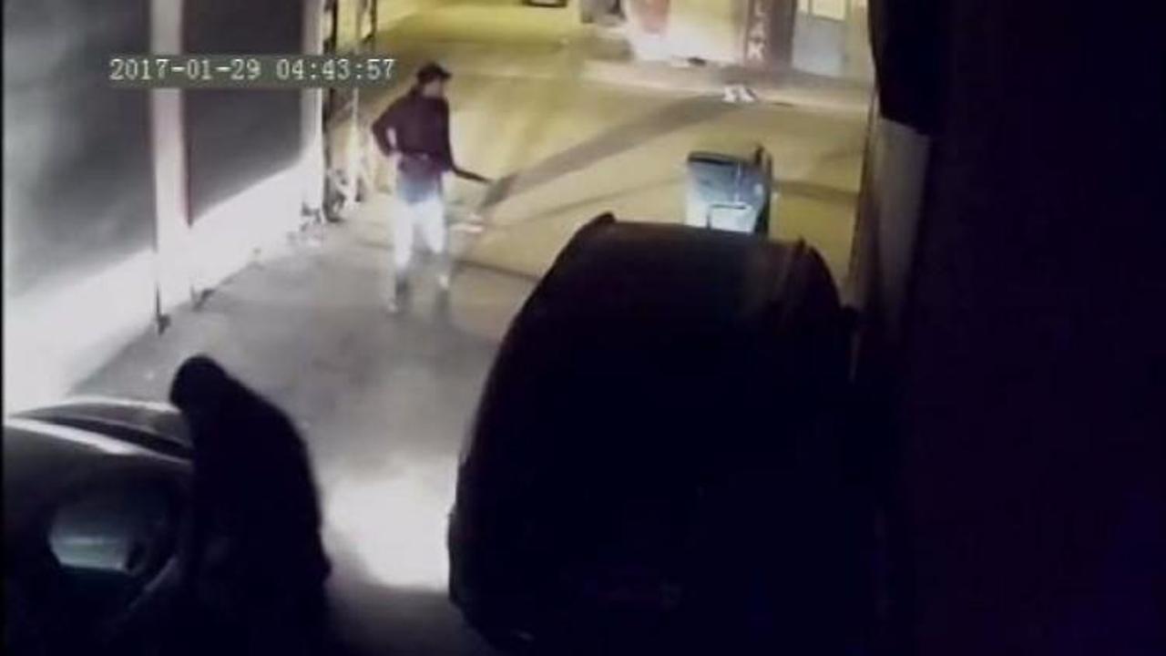 Gaziantep'te silahlı &ccedil;atışma kamerada!