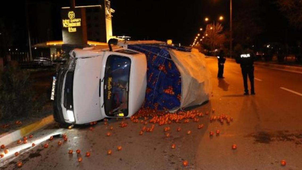 Hapşıran sürücü kamyoneti devirdi!