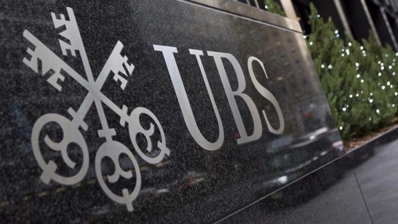 UBS'ten sterlin için uyarı