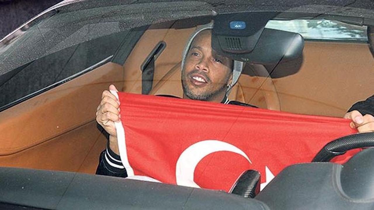 Ronaldinho Türkiye'ye transfer olacak mı? Açıkladı