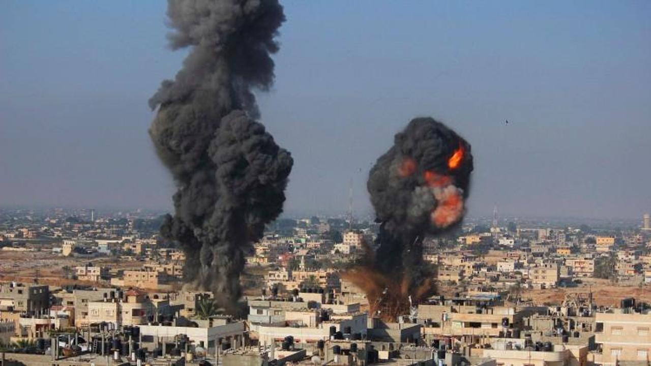 İsrail Gazze'ye saldırdı