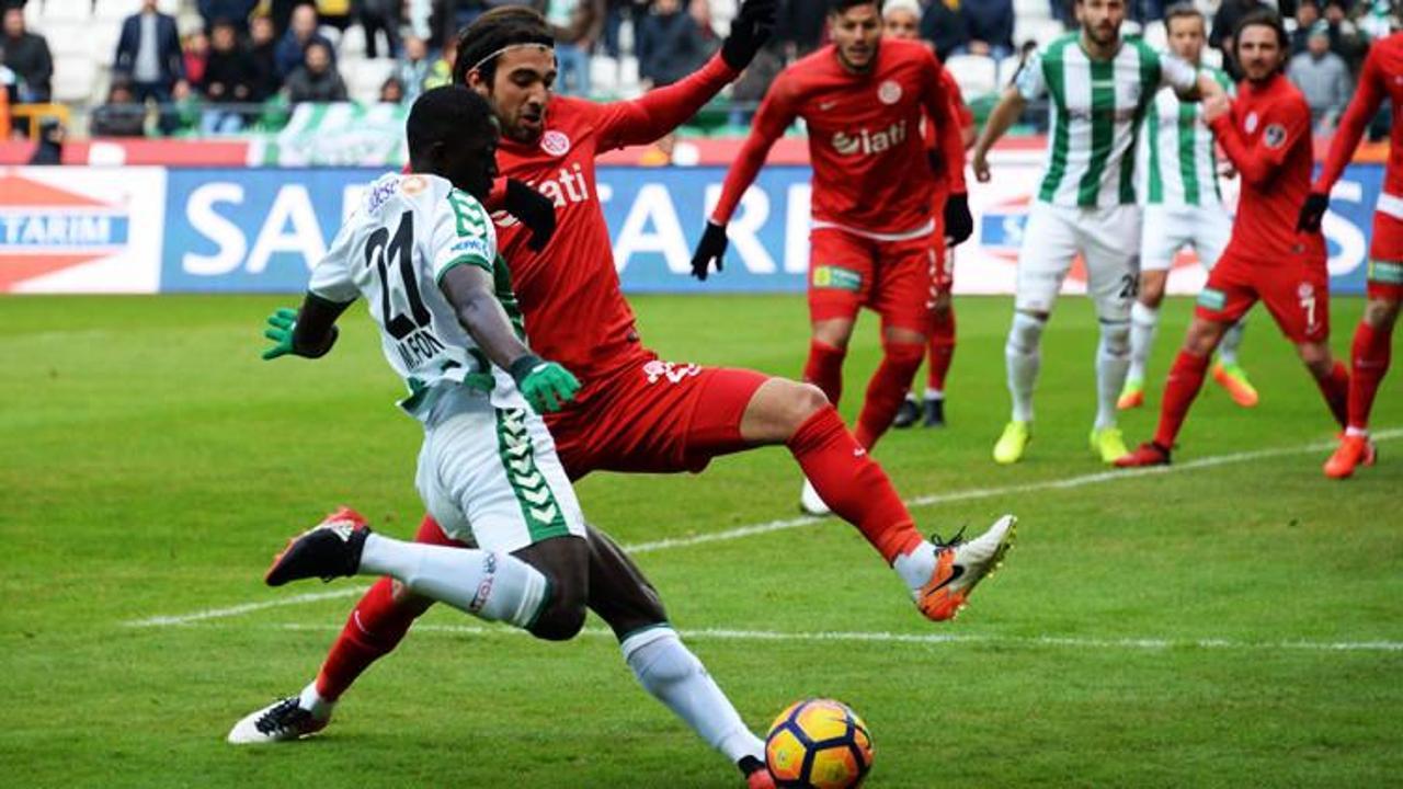9 kişilik Antalya'dan Konya'ya çelme!