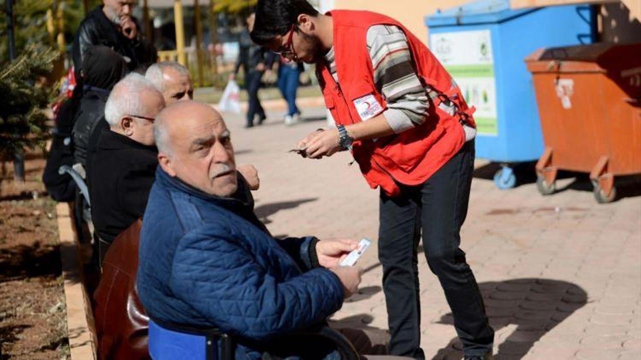 Kızılay'dan terör mağduru ailelere yardım