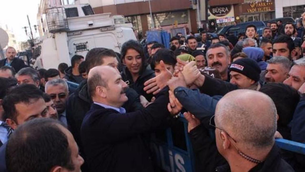 İçişleri Bakanı Soylu'ya Diyarbakır'da sevgi seli