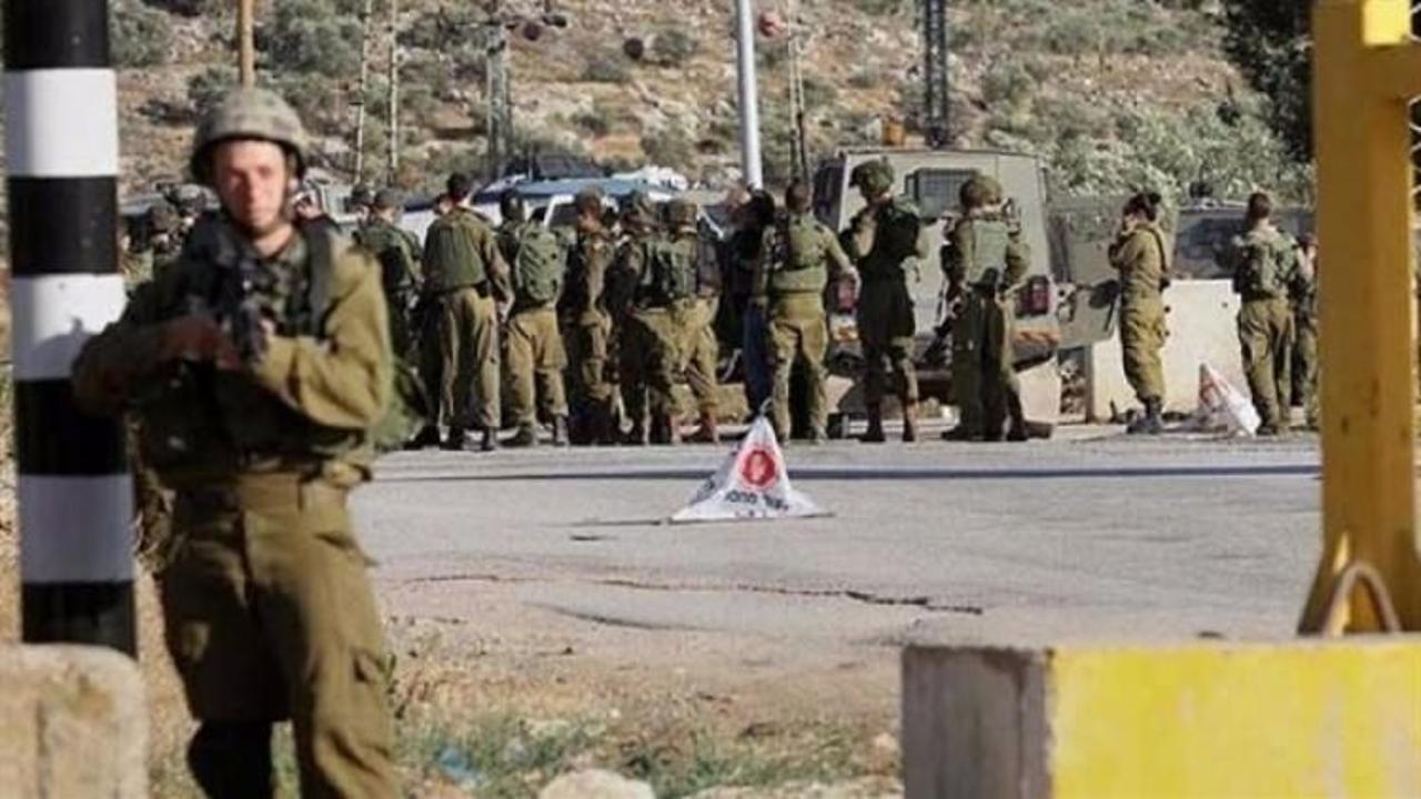 İsrail 20 Filistinliyi gözaltına aldı