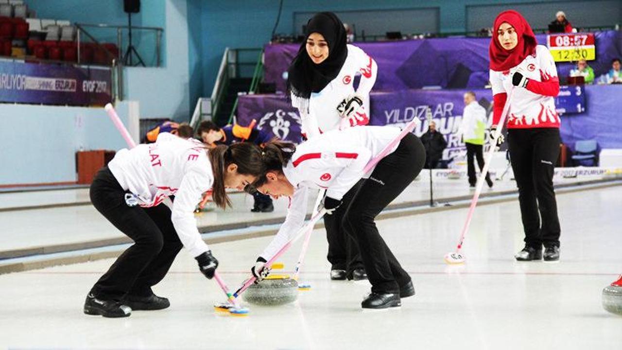 Türkiye, curling kızlarda finale çıktı!