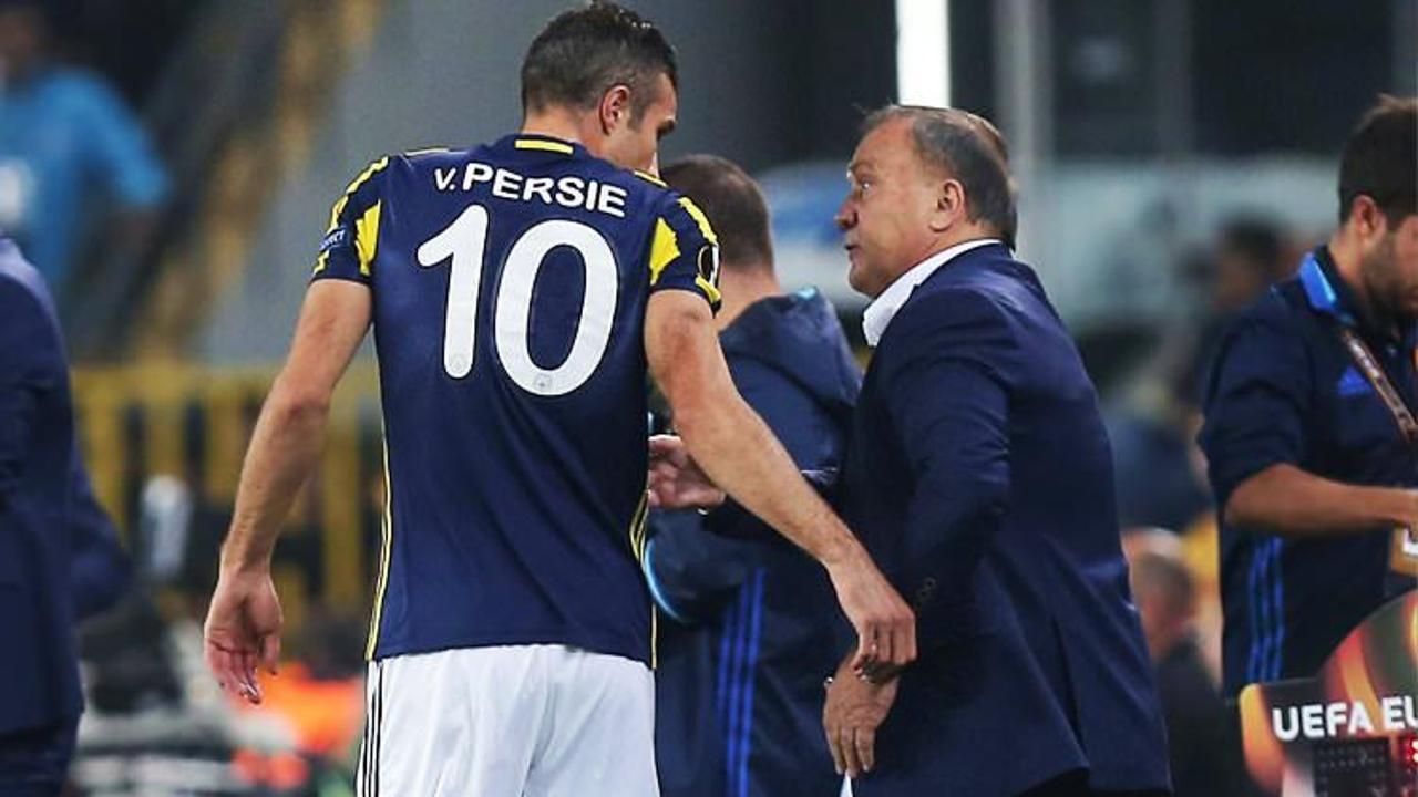Fenerbahçe'de Van Persie şoku!
