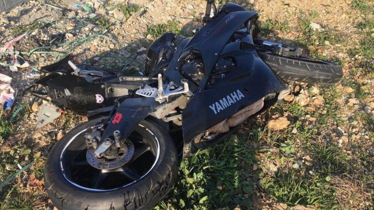 Antalya'da motosikletle otomobil çarpıştı: 1 ölü