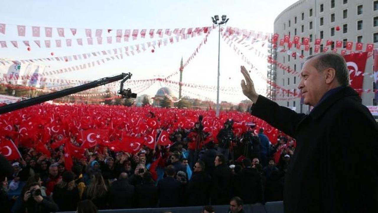 Erdoğan’ı 100 bin kişi dinledi